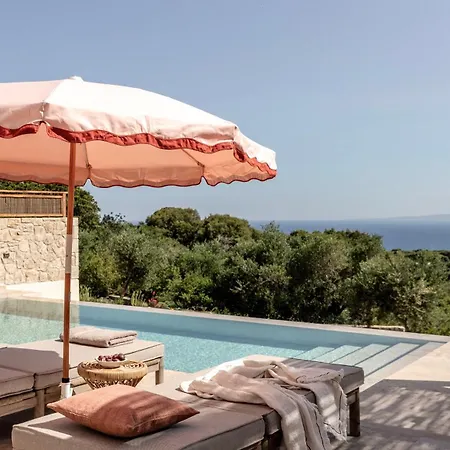 Montesea - Luxury Nature Villa
